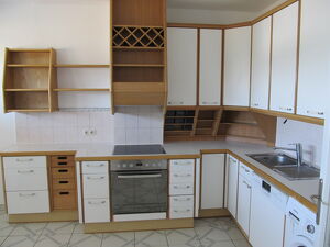 SOFORT BEZUSFERTIGE, GROSSZÜGIGE, 3-ZIMMER-EIGENTUMSWOHNUNG IN STADRANDLAGE