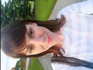 Süßes Musikermädchen sucht heiße Abwechslung