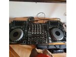 Pioneer DJM 850 & 2x Pioneer 2000 Nexus