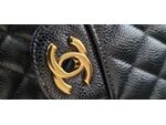 Chanel Classic Flap Medium Tasche